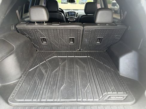 Used 2021 Chevrolet Equinox Premier w/ Redline Edition FWD image 26