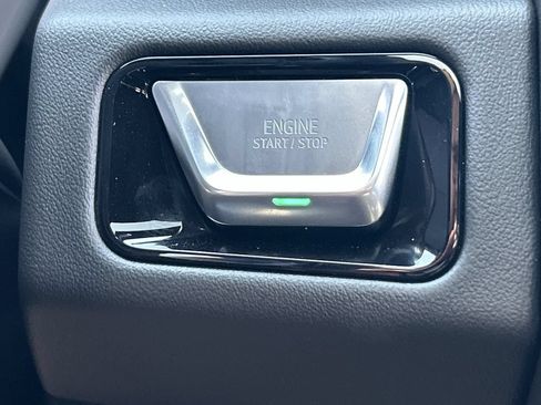 New 2026 GMC Yukon AT4 w/ AT4 Premium Package AWD/4WD image 17