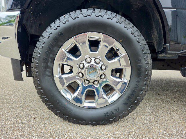 Used 2017 Ford F250 Lariat w/ Chrome Package AWD/4WD image 35