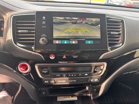 Used 2019 Honda Passport Touring image 11