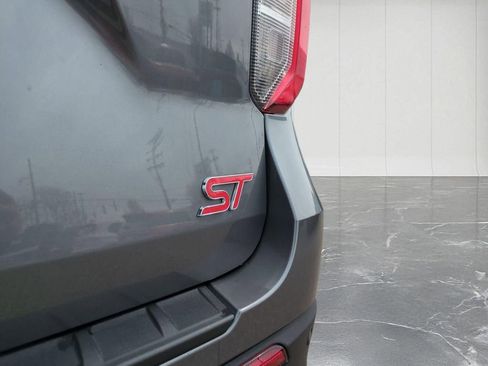 Used 2023 Ford Explorer ST w/ Equipment Group 401A image 10