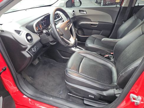 Used 2020 Chevrolet Sonic Premier image 13