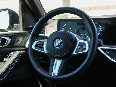 Used 2026 BMW X5 xDrive50e w/ M Sport Package AWD/4WD image 16