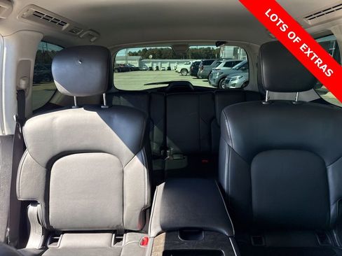 Used 2021 INFINITI QX80 Luxe image 33