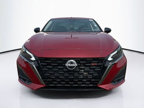 New 2025 Nissan Altima 2.5 SR image 2