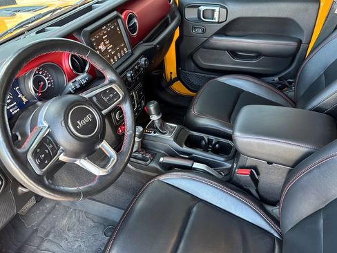 Used 2021 Jeep Wrangler Unlimited Rubicon AWD/4WD image 10