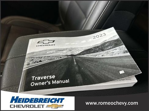 Certified 2023 Chevrolet Traverse LT w/ LT Premium Package AWD/4WD image 27