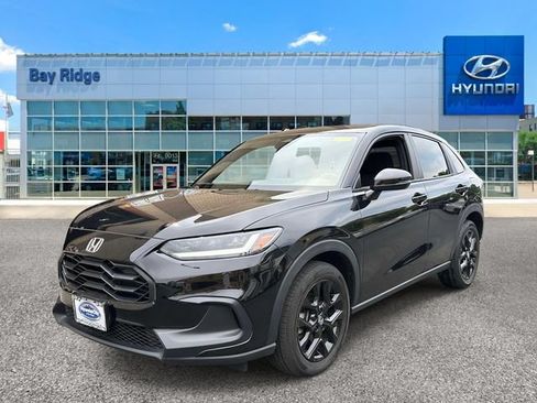 Used 2023 Honda HR-V Sport image 8