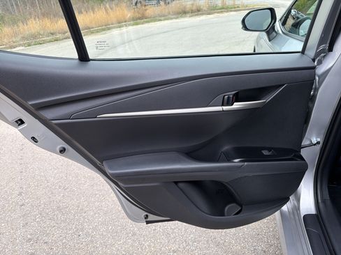 Used 2025 Toyota Camry LE FWD image 21