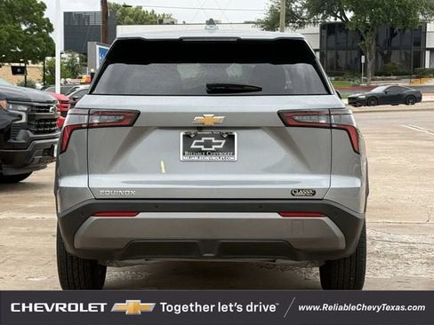 Used 2025 Chevrolet Equinox LT FWD image 7