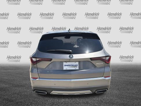 Certified 2026 Acura MDX w/ Technology Package FWD image 9
