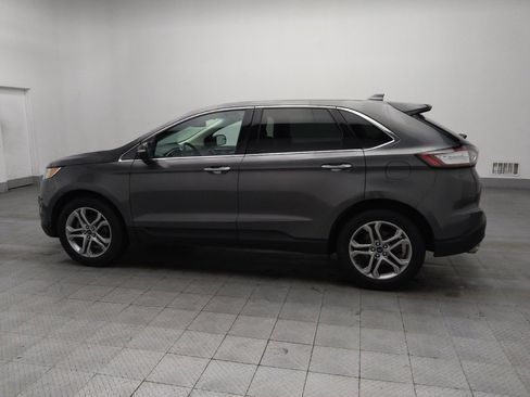 Used 2018 Ford Edge Titanium image 3