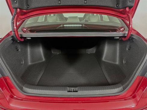 New 2025 Honda Accord SE image 30