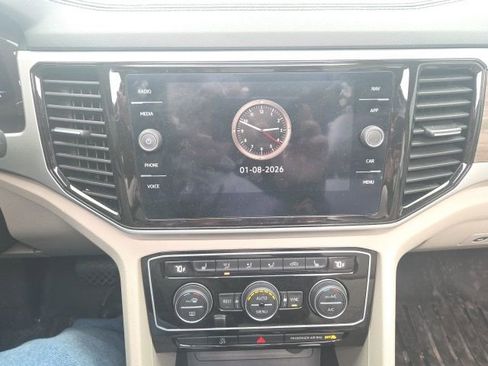 Used 2022 Volkswagen Atlas SEL image 31