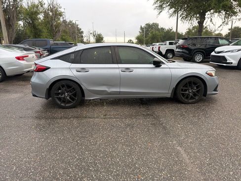 Used 2024 Honda Civic Sport image 6