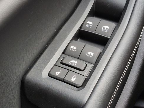 New 2026 Jeep Grand Cherokee Altitude image 24