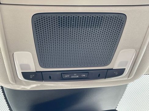 New 2025 Honda Pilot EX-L image 23