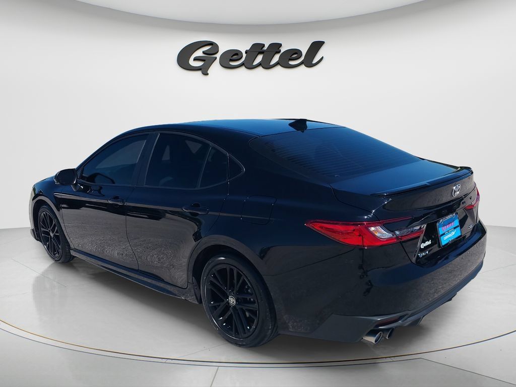 Used 2025 Toyota Camry SE w/ Multimedia Upgrade Package FWD image 7