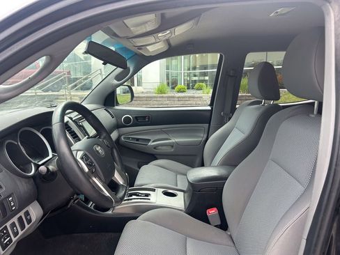 Used 2014 Toyota Tacoma 4x4 Double Cab w/ TRD Sport Package image 10