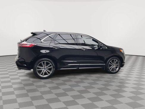 Used 2019 Ford Edge Titanium w/ Equipment Group 301A AWD/4WD image 45