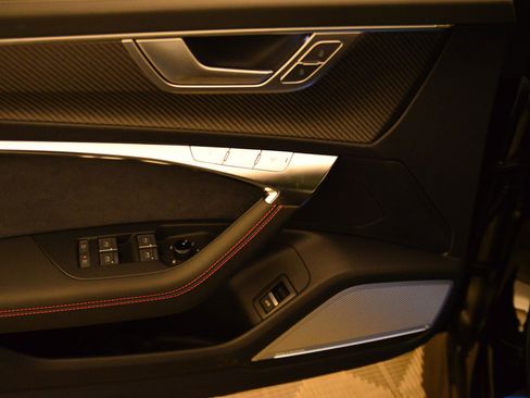 New 2026 Audi RS 6 performance image 24