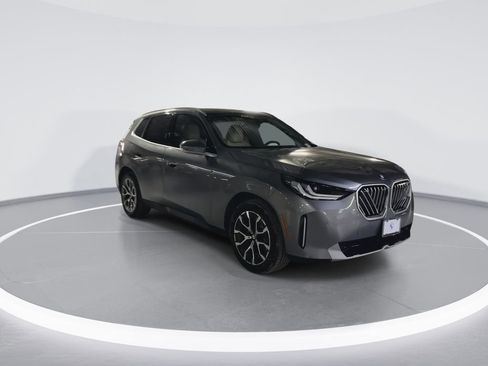 New 2026 BMW X3 xDrive30 w/ Premium Package image 2