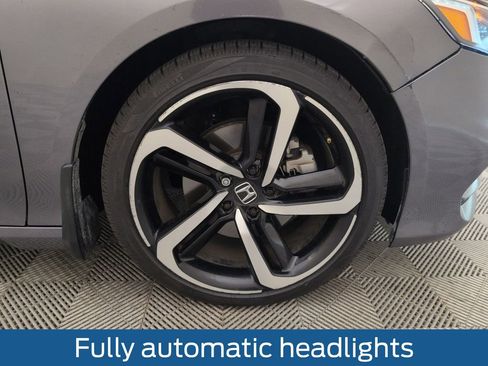 Used 2018 Honda Accord Sport image 19