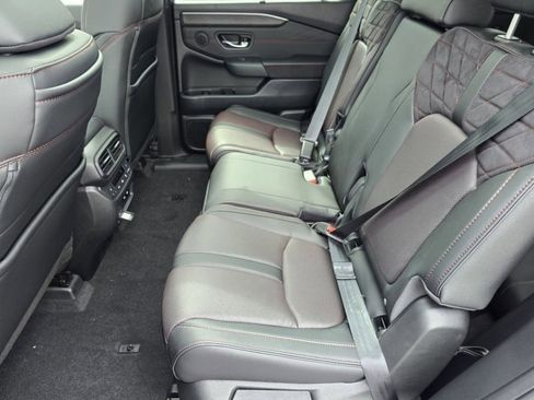 New 2026 Honda Pilot Black Edition image 30