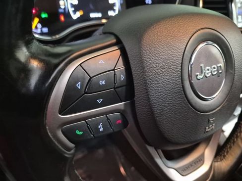 Used 2021 Jeep Grand Cherokee Limited w/ Luxury Group II AWD/4WD image 20
