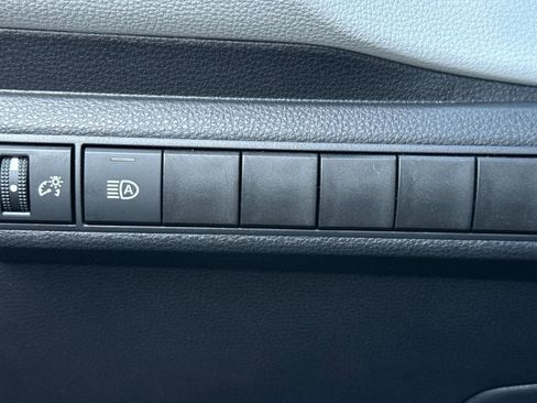 New 2026 Toyota Corolla SE image 29