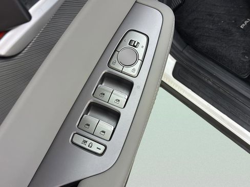 Used 2024 Hyundai Palisade SEL image 12