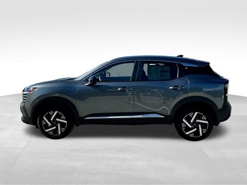 New 2026 Nissan Kicks SV image 3