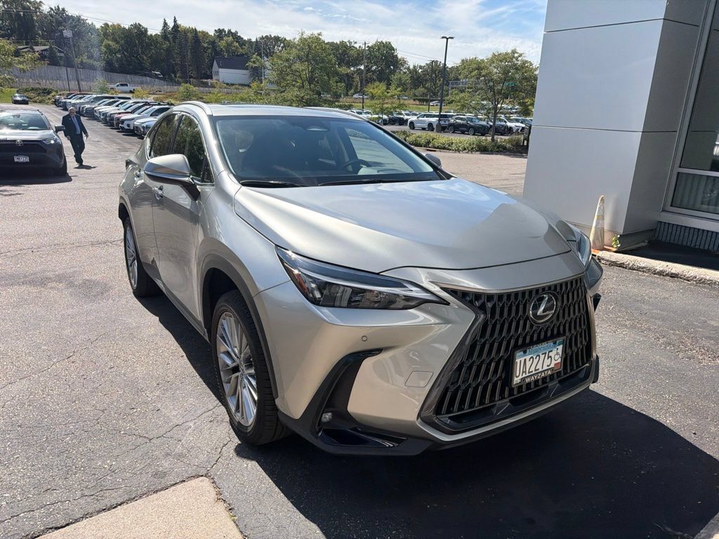 Used 2022 Lexus NX 350 AWD image 23