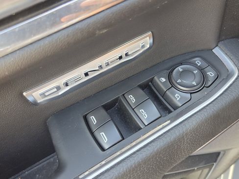 Used 2025 GMC Sierra 1500 Denali RWD image 30