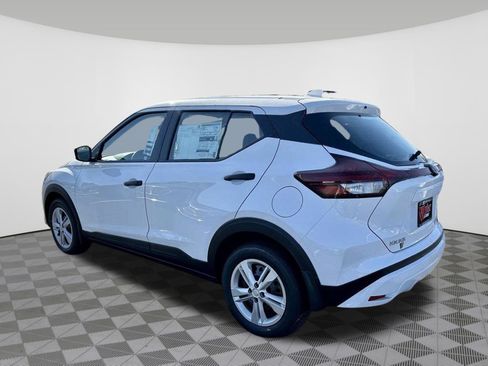 Certified 2025 Nissan Kicks Play S FWD image 16