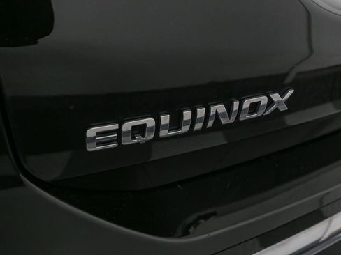 Used 2021 Chevrolet Equinox LT AWD/4WD image 10