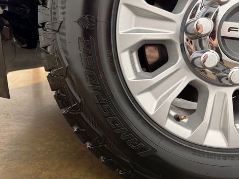 Used 2022 Ford F250 XL w/ STX Appearance Package image 47