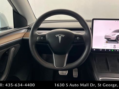 Used 2023 Tesla Model Y Performance AWD/4WD image 12