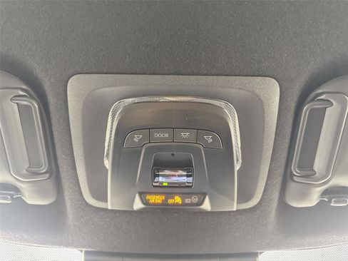 Certified 2026 Toyota Corolla Cross SE image 6