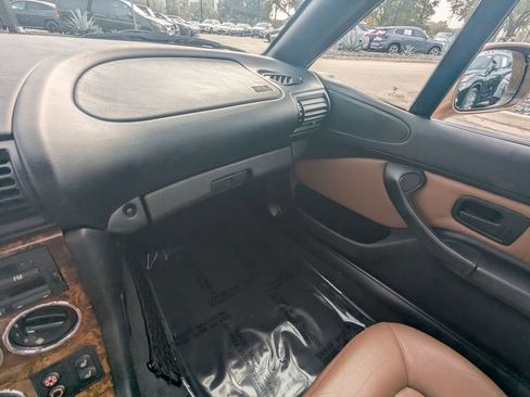 Used 2001 BMW Z3 2.5i image 4