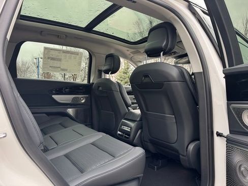 New 2026 Lincoln Nautilus Reserve image 29