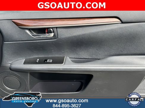 Used 2017 Lexus ES 350 w/ Premium Package image 16