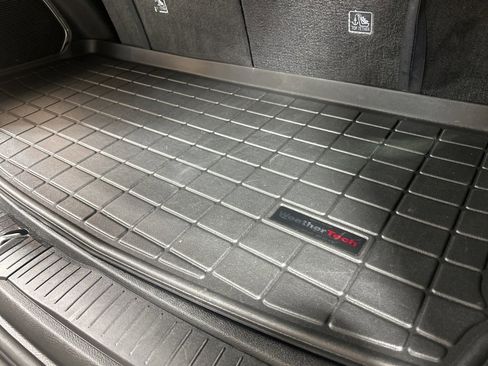 Certified 2024 Jeep Grand Cherokee L Limited w/ Luxury Tech Group II image 42