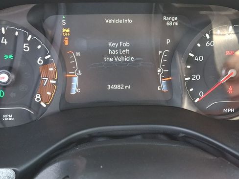 Used 2023 Jeep Compass Latitude w/ Convenience Group AWD/4WD image 19