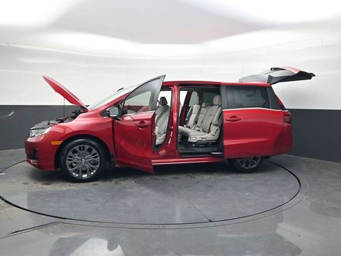 Used 2026 Honda Odyssey Touring image 48