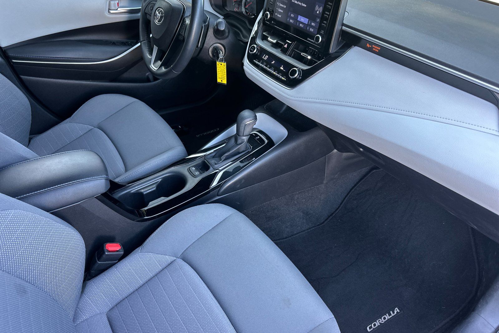Used 2022 Toyota Corolla SE w/ Body Protection Package (TMS) FWD image 12