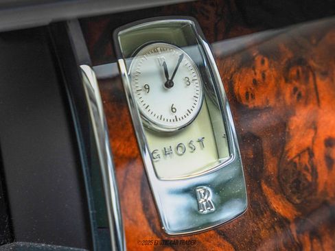 Used 2015 Rolls-Royce Ghost image 64