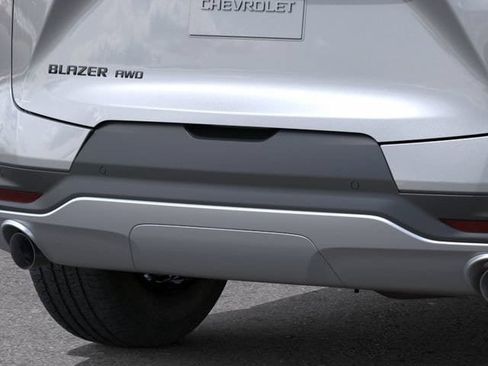 New 2026 Chevrolet Blazer LT w/ Convenience Package AWD/4WD image 15