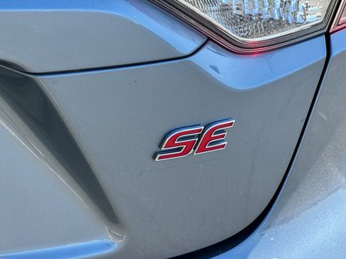 Used 2022 Toyota Corolla SE image 25