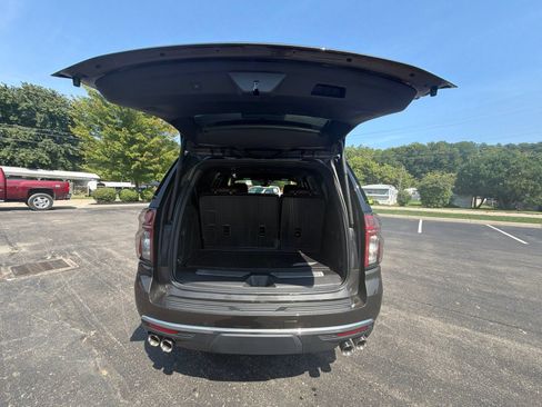 Used 2021 Chevrolet Tahoe High Country AWD/4WD image 26